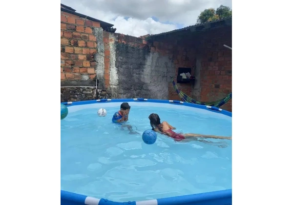 Piscina Grande Estruturada em Salvador - Entrega Imediata!!
