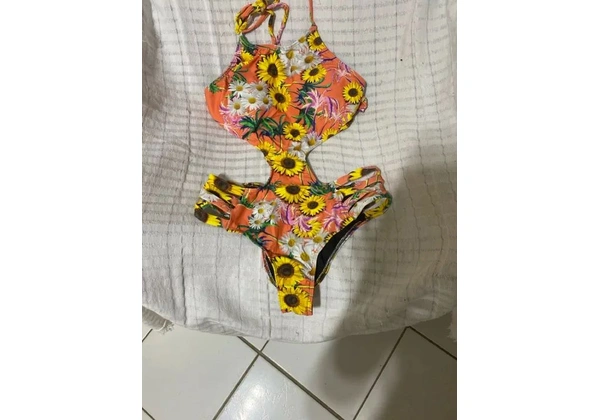 Maiô engana mamãe Floral com Detalhes Preto
