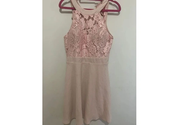 Vestidos lindíssimos alto luxo, para festas.