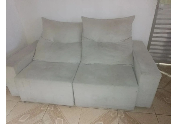 Sofá dois lugares
