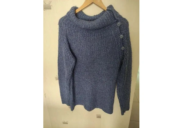 Cardigã tricô Tam G (46-48) 65, 00<br>Altura 75cm<br>Largura 72cm<br>Manga longa <br>Gola role