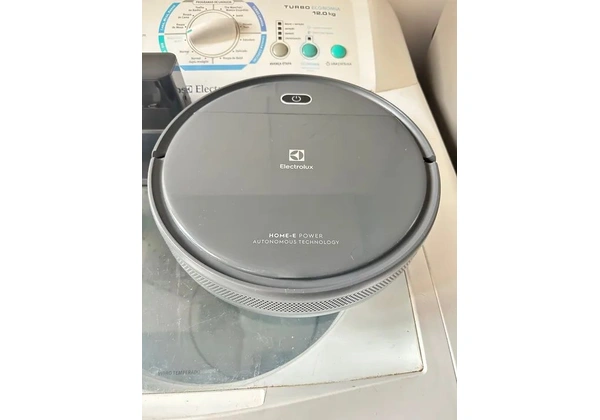 Robô aspirador Eletrolux