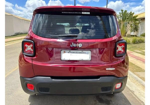 Renegade Longitude 1.8 Flex 2016, Carro muito novo