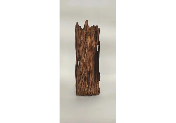A chave Escultura enigmática feita com material sustentável
