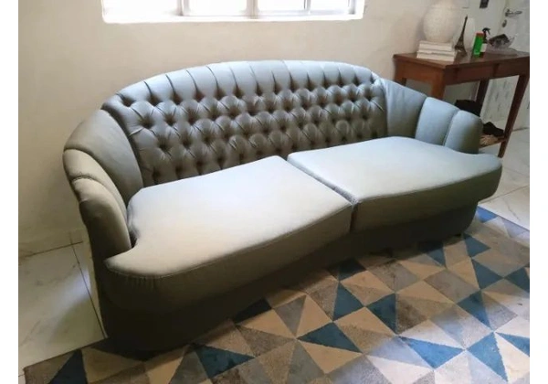 Sofá c/ 2 lugares chesterfield em Estofado / Tecido Verde 90 cm x 196 cm x 88 cm