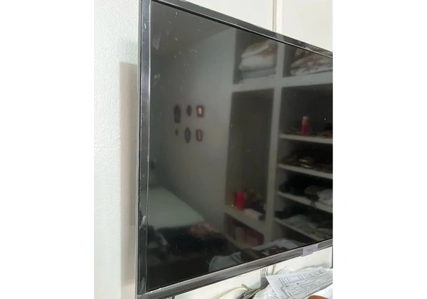 SMART TV LED FULL HD TCL 32 polegadas