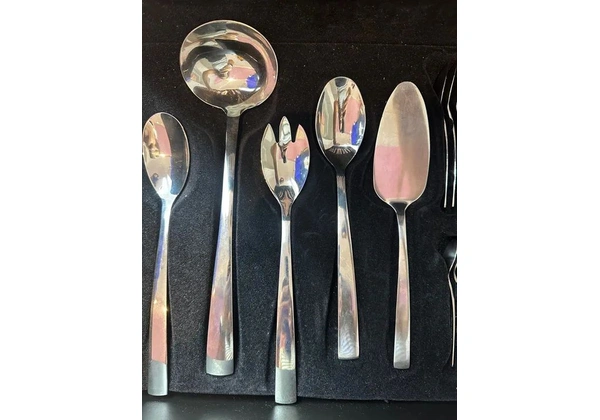 Faqueiro Em Aço Inox Fracalanza 95 peças