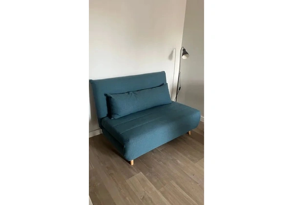Sofá Cama Azul em ótimo estado - Conforto e praticidade!