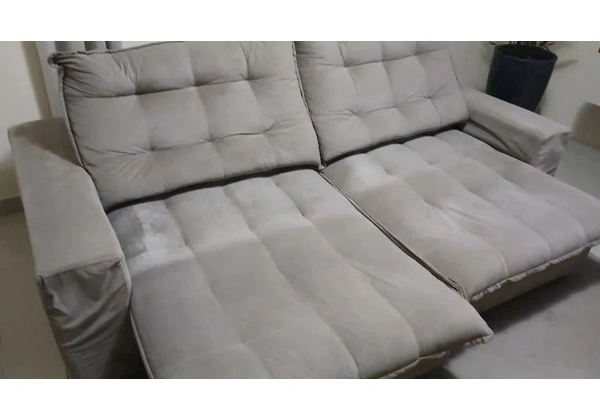 Sofa semi novo 2, 30 metros
