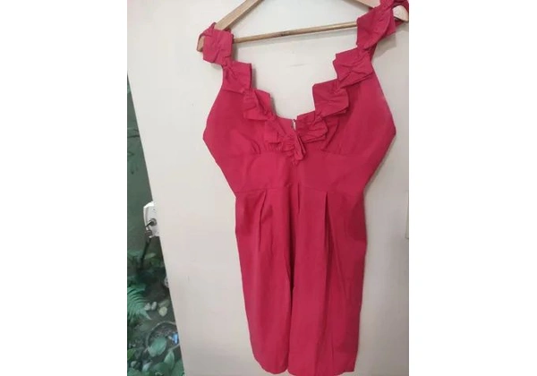 APPLÉ VESTIDO TAM G (44-46) 65, 00<br>Algodão/poliéster/elastano<br>Forrado no busto <br>