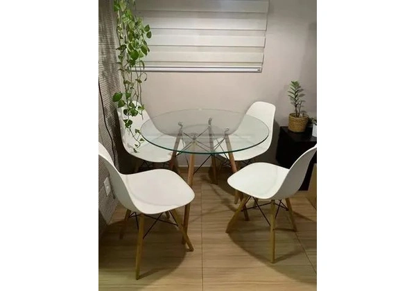 Mesa Eames conjunto com 4 cadeiras várias opções ( Novo pronta entrega )