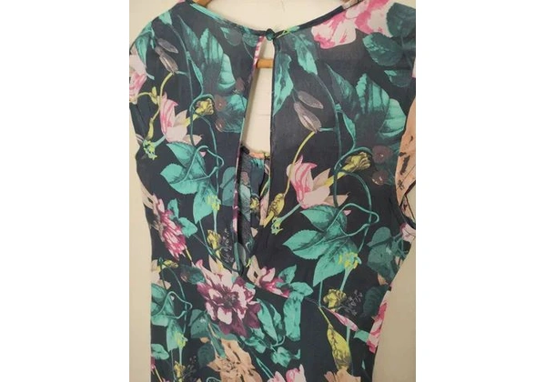 FLEX BLUE VESTIDO TAM P (42) 55, 00<br>100%VISCOSE<br>ALTURA FRENTE 94CM/ Costas 1, 04CM