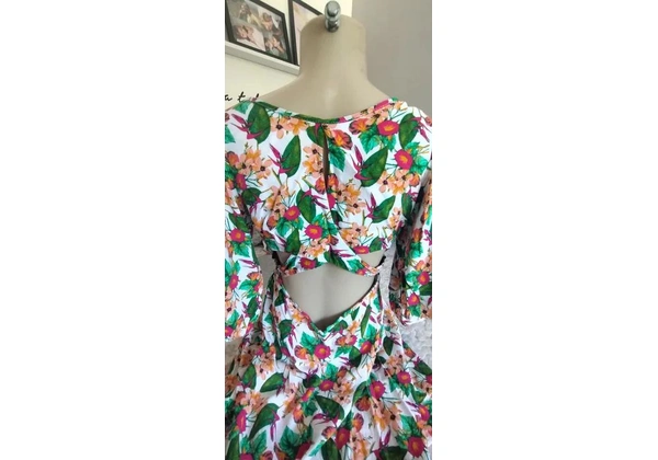 Vestido Floral Branco - Tamanho M