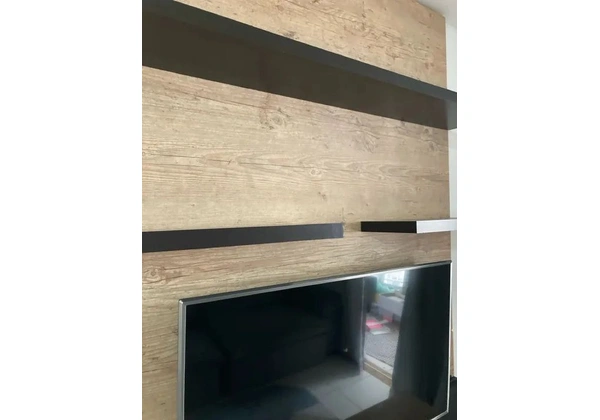 Rack com painel e suporte para TV com 3 prateleiras