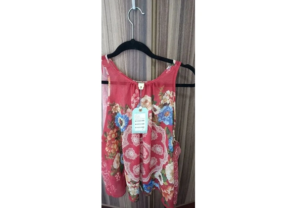 Linda blusa Farm Nova com etiqueta