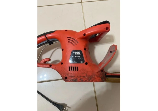 Serra podadora Black & Decker