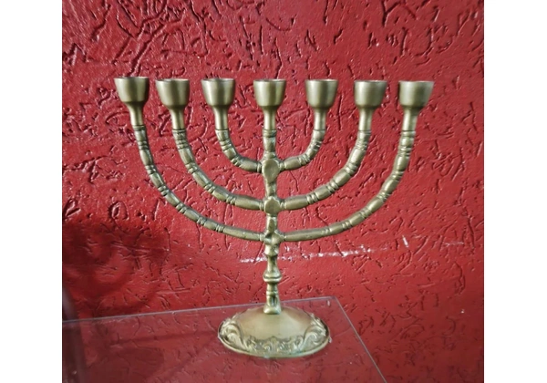 Castiçal Candelabro 7 velas metal dourado envelhecido