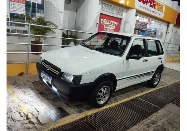 Uno 2006 basico