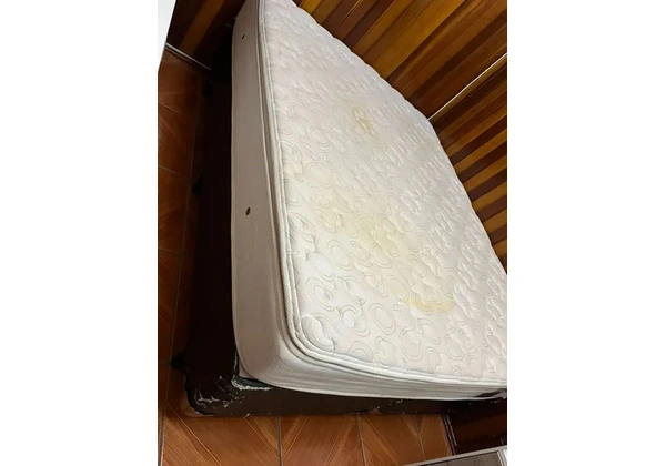 Colchão quen com box
