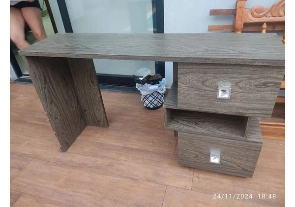 Escrivaninha MDF - 1, 50 x 0, 35