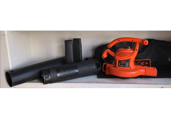 SOPRADOR ASPIRADOR BLACK+DECKER ELÉTRICO