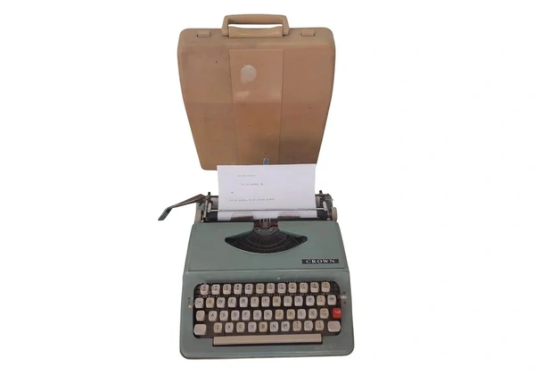Máquina de Datilografar Crown