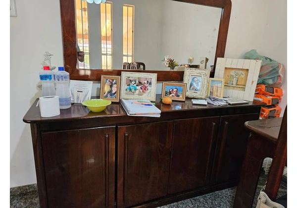 Buffet e espelho