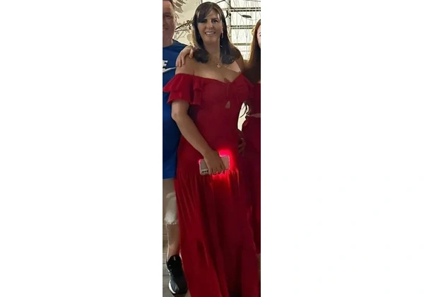 Vestido vermelho longo, n M/G, usado.