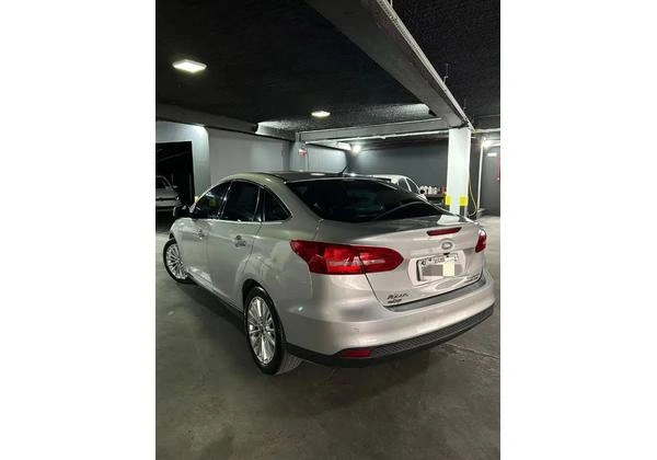 Focus Titanium Sedan