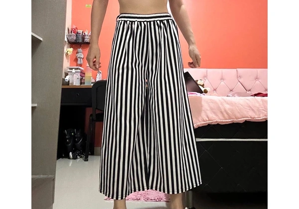 Calça pantalona - P