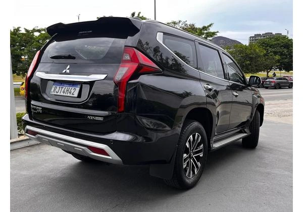 PAJERO SPORT HPE 2022 - 40.000KMS - REVISÕES MITSUBISHI - ÚNICO DONO