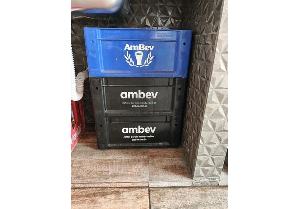 3 caixas com 72garrafas de 300ml