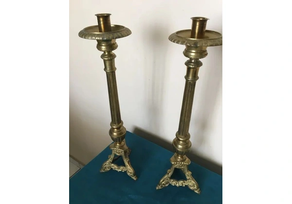 Castiçais bronze