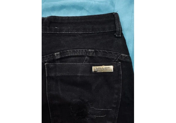 Short jeans Miller tamanho 40 15 reais apenas