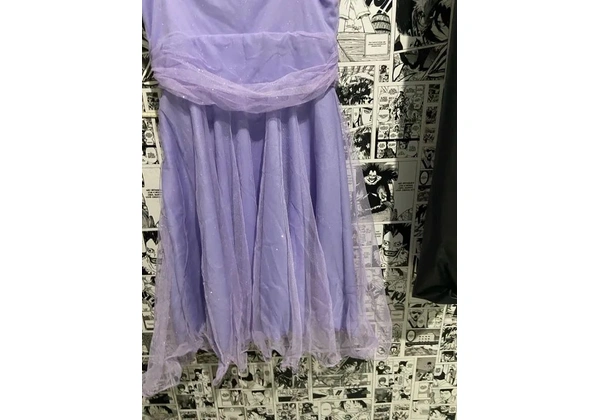 Vestido roxo curto de festa