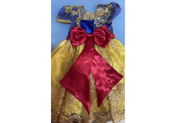 Vestido Branca de neve 1 aninho/ usado uma única vez