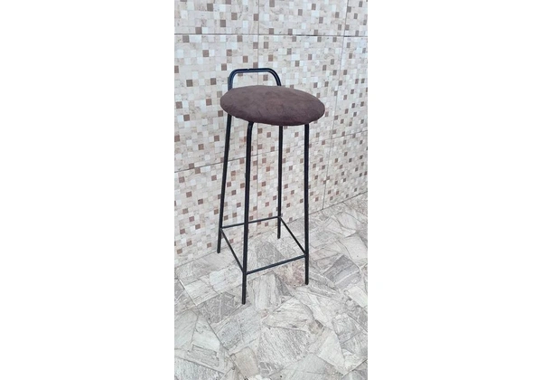 Vendo uma banqueta