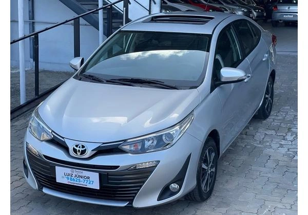 YARIS XLS COM TETO SOLAR 2020 IMPECÁVEL
