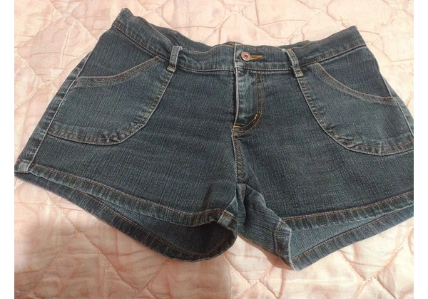 Pacote roupas usadas bom estado por 80, 00