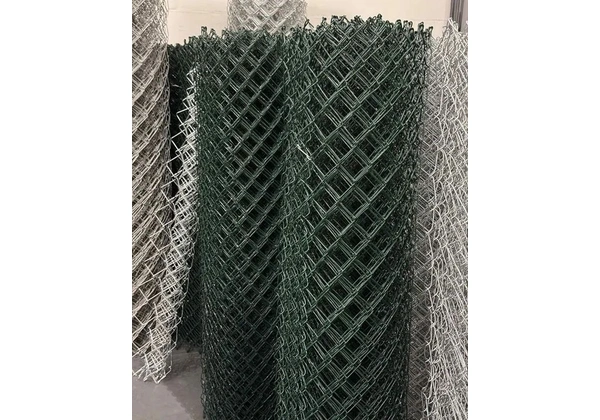TELA ALAMBRADO REVESTIDA EM PVC / TELA TRANÇADA REVESTIDA EM PVC/ TELA ENCAPADA VERDE AZUL