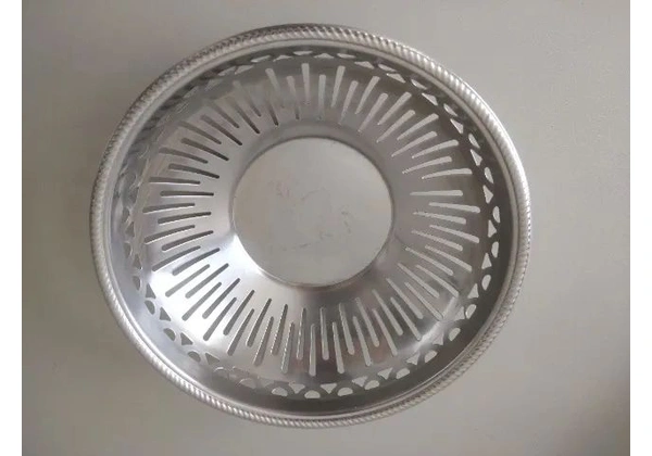 Cesta em inox para pão