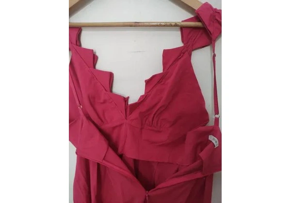 APPLÉ VESTIDO TAM G (44-46) 65, 00<br>Algodão/poliéster/elastano<br>Forrado no busto <br>
