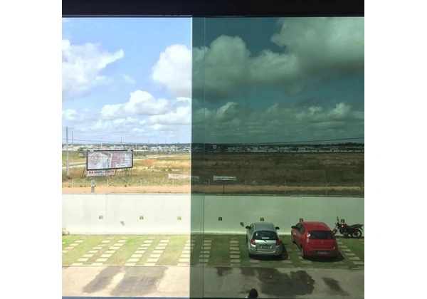 Película residencial e automotiva