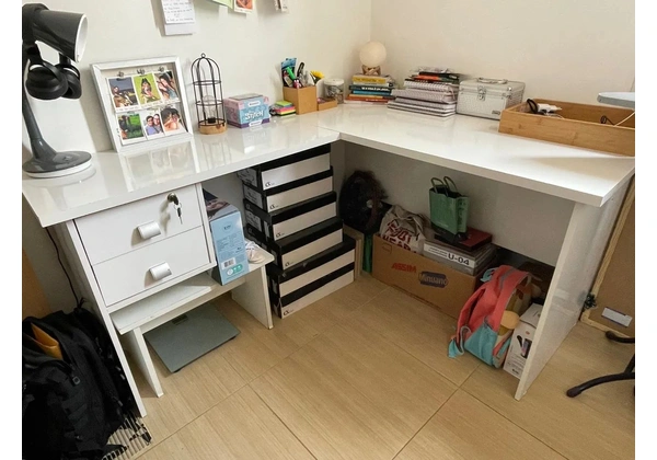 Mesa de Escritorio/Estudo em L Branca