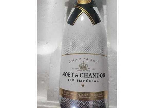 Champagne Moêt & Chandon Ice imperial demi-sec