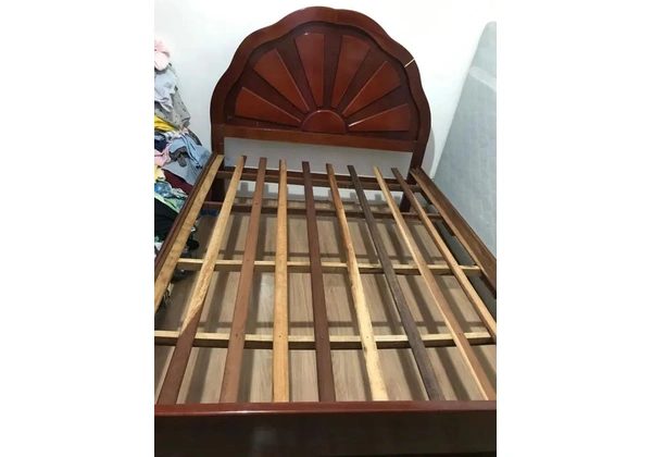 Cama casal madeira maciça