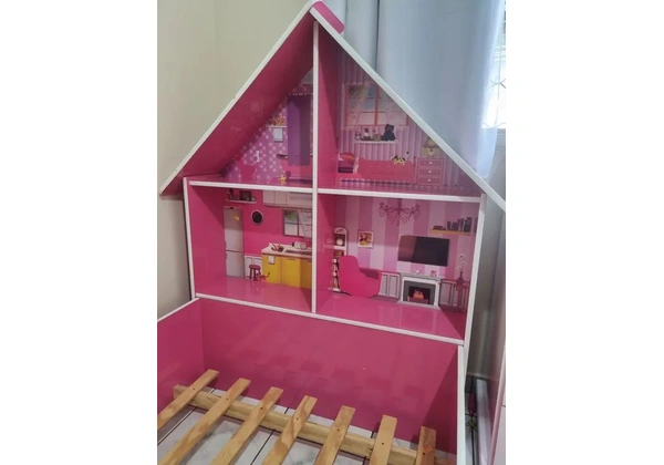 Cama de Solteiro com Casinha