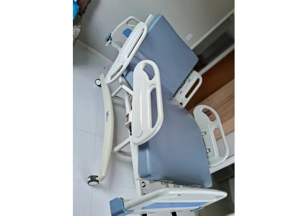 Vendo Cama Hospitalar 2 movimentos + Colchão D28 + Colchão Massageador