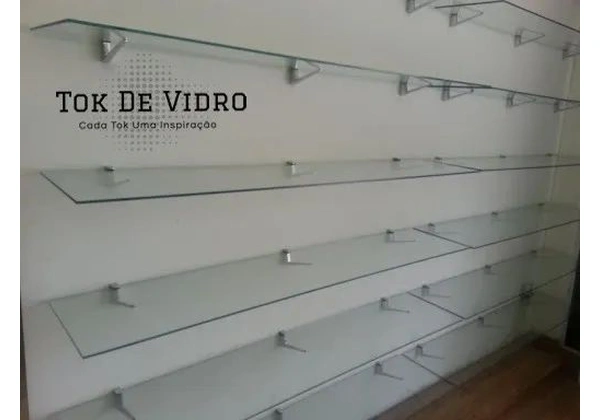 PRATELEIRAS DE VIDRO