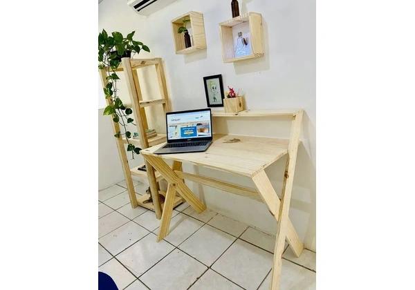 Mesa de madeira rústica